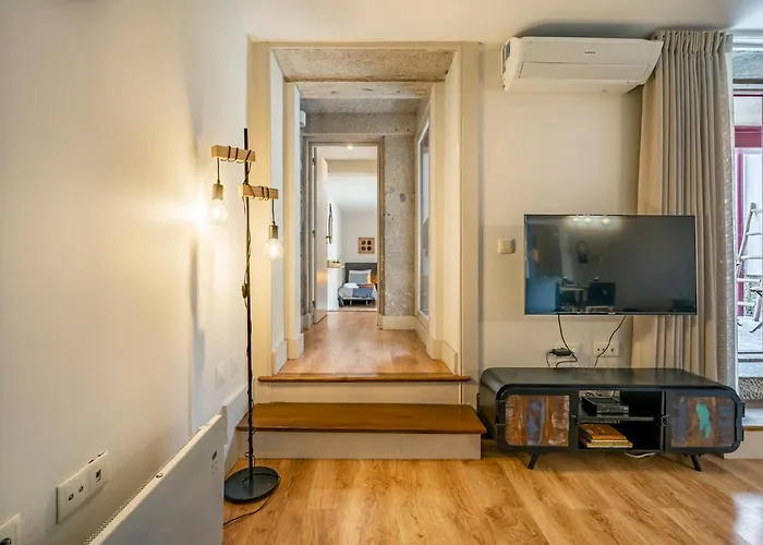 Private Garden In Center *