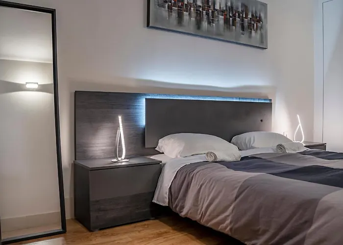 Private Garden In Center Apartment *