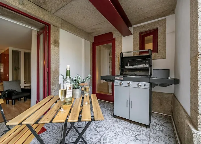 Private Garden In Center Apartament