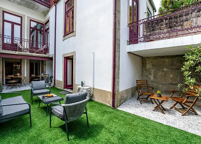 Private Garden In Center